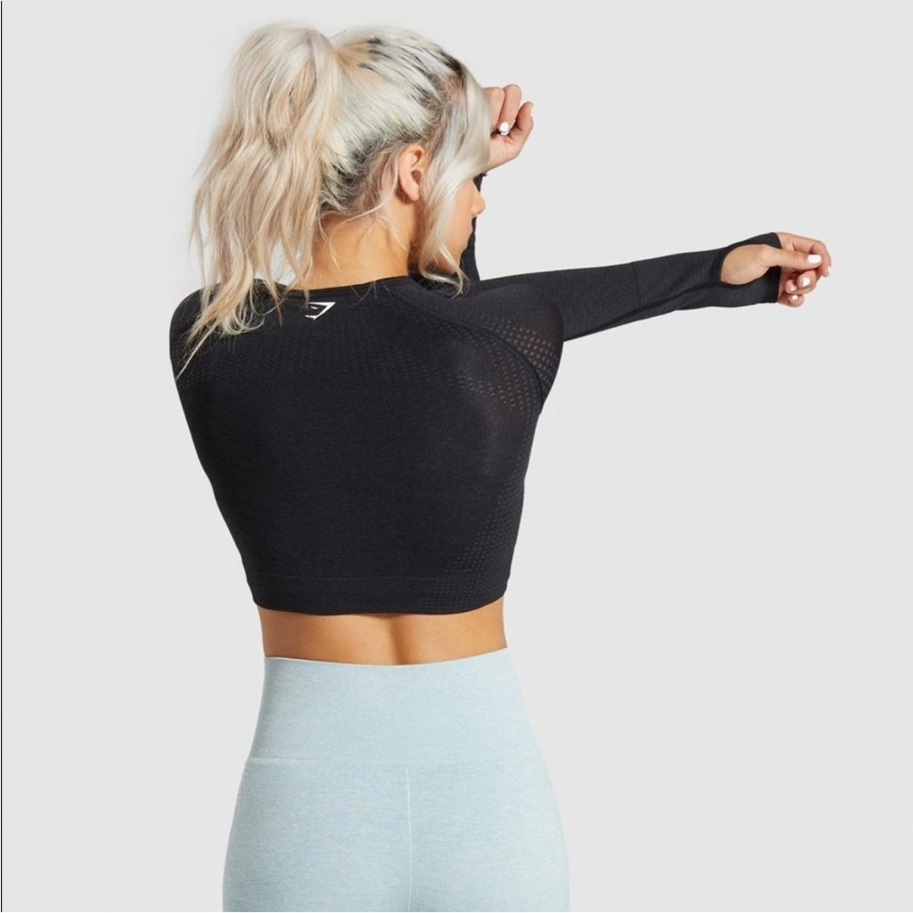 Gymshark Vital Seamless long sleeve black crop top BNWT SIZE XS - Picture 2 of 6